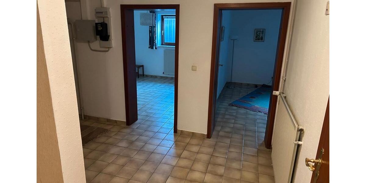 Etagenwohnung Osterrönfeld - 3 Zimmer, 70 m&sup2;, 700&euro; | Angebot:26676280
