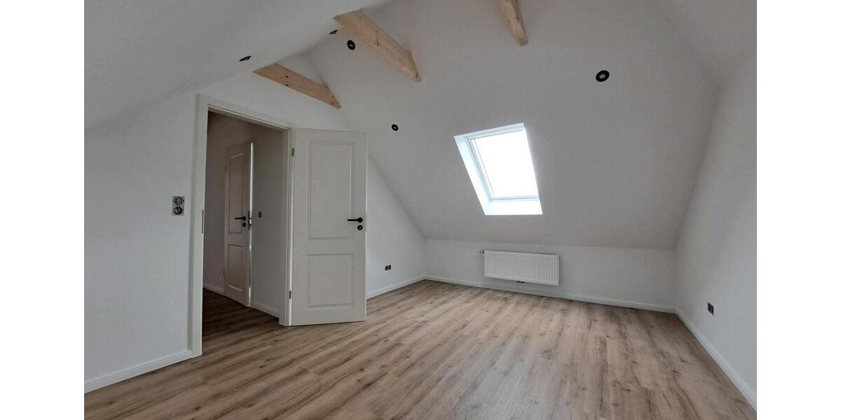 Einfamilienhaus Treia - 5 Zimmer, 126 m&sup2;, 1.300&euro; | Angebot:26633460