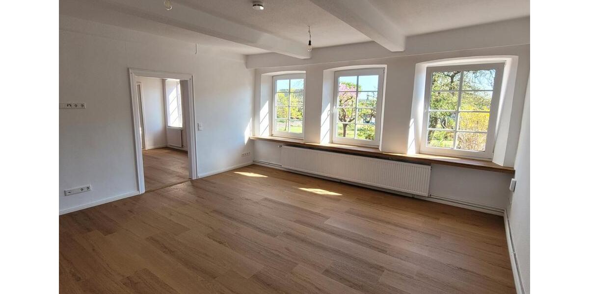 Erdgeschoßwohnung Löwenstedt - 4.5 Zimmer, 132 m&sup2;, 925&euro; | Angebot:26691825