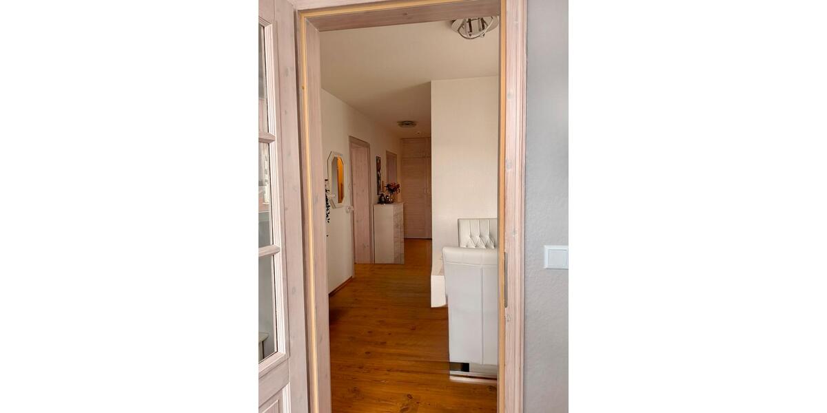 Etagenwohnung Borgstedt - 3 Zimmer, 80 m&sup2;, 1.080&euro; | Angebot:25271917
