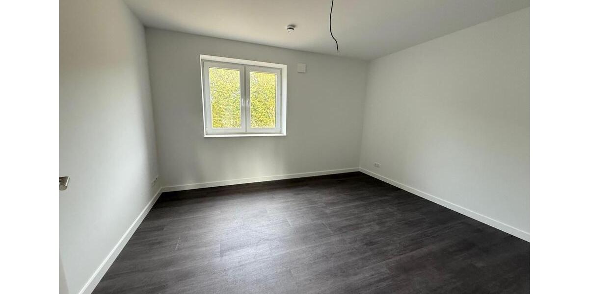 Dachgeschoßwohnung Steinbergkirche - 3 Zimmer, 77 m&sup2;, 990&euro; | Angebot:26417109