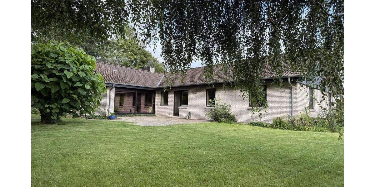 Einfamilienhaus Schleswig - 6 Zimmer, 202 m&sup2;, 420.000&euro; | Angebot:25657418