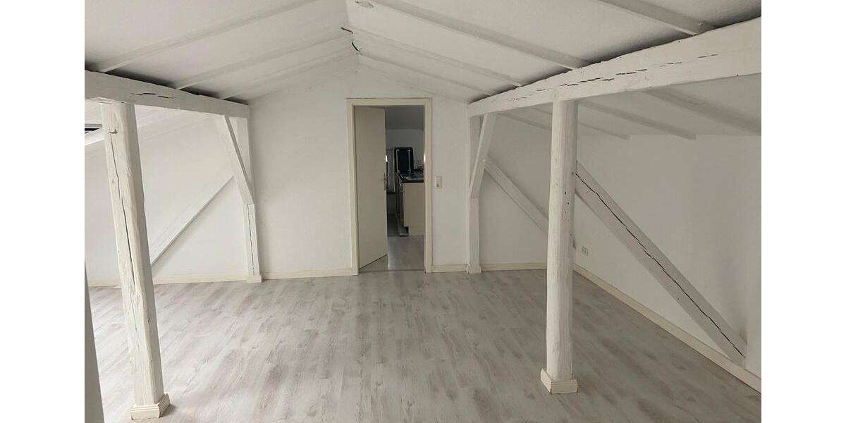 Etagenwohnung Süderbrarup - 3 Zimmer, 92 m&sup2;, 600&euro; | Angebot:26441896