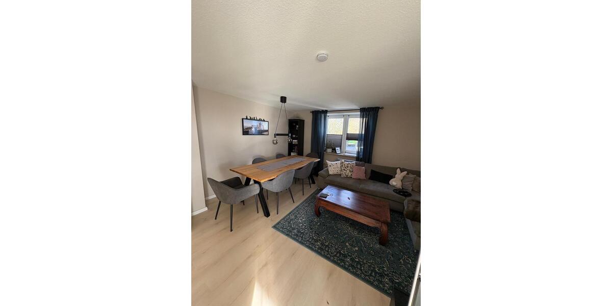 Erdgeschoßwohnung Großenwiehe - 2.5 Zimmer, 82 m&sup2;, 850&euro; | Angebot:25995195