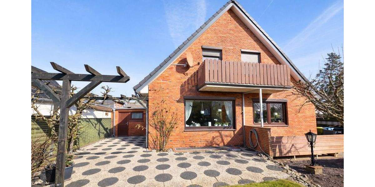 Einfamilienhaus Westerrönfeld - 5 Zimmer, 139 m&sup2;, 385.000&euro; | Angebot:25780002