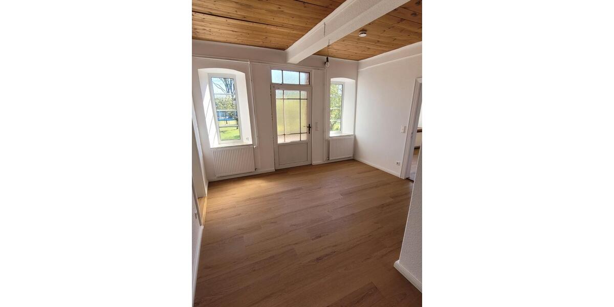 Erdgeschoßwohnung Löwenstedt - 4.5 Zimmer, 132 m&sup2;, 925&euro; | Angebot:26691825