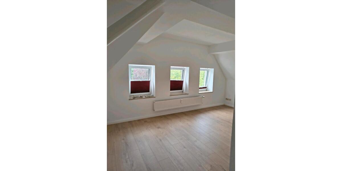 Dachgeschoßwohnung Schleswig - 3 Zimmer, 62 m&sup2;, 700&euro; | Angebot:25364783