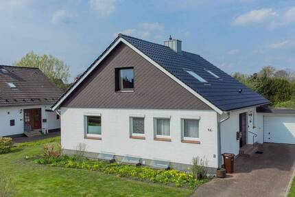 Haus Büdelsdorf - 4 Zimmer, 158 m&sup2;, 398.000&euro; | Angebot:26417363