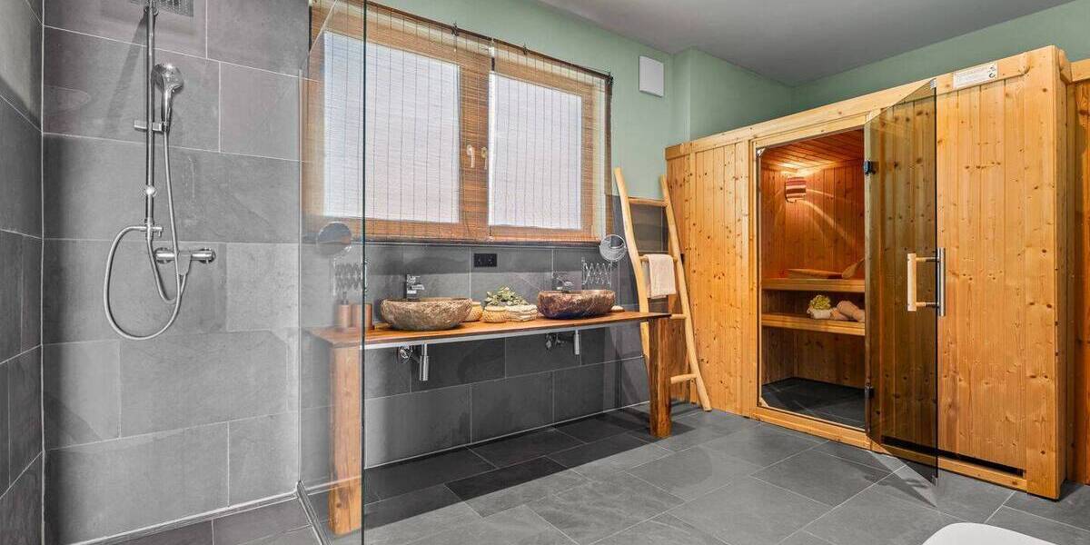 Etagenwohnung Kappeln - 7 Zimmer, 266 m&sup2;, 1.750.000&euro; | Angebot:25970226