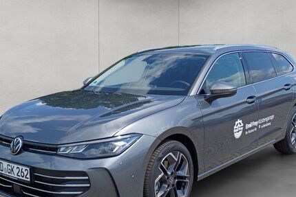 VW Passat 15.000 km 43.980 &euro; Rendsburg 24768