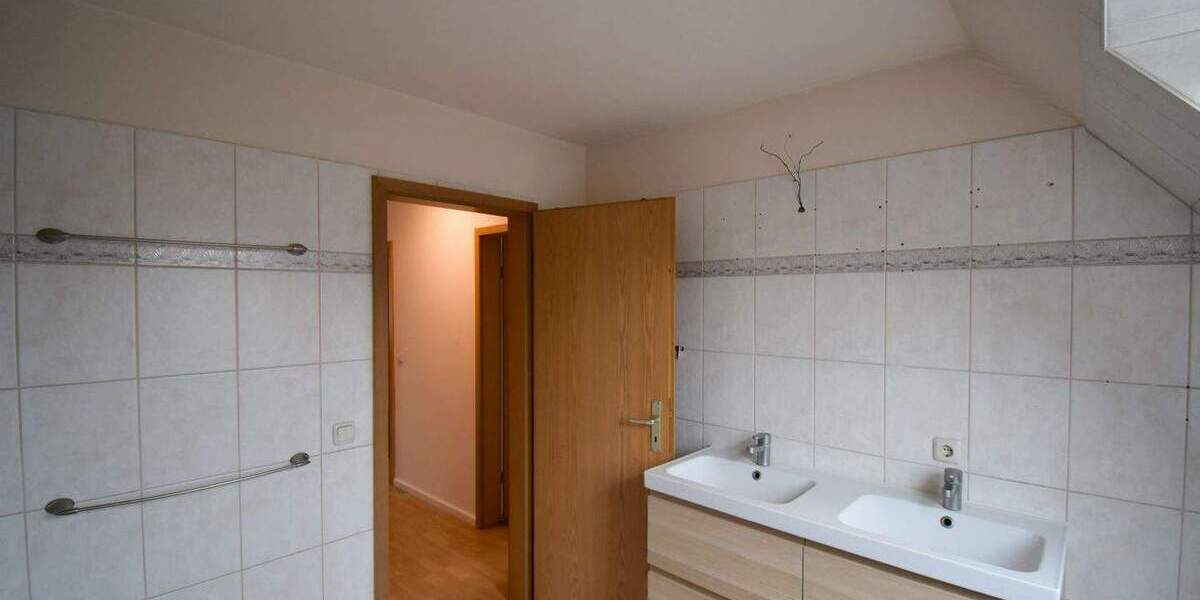 Doppelhaushälfte Osterrönfeld - 4 Zimmer, 104 m&sup2;, 390.000&euro; | Angebot:25909249