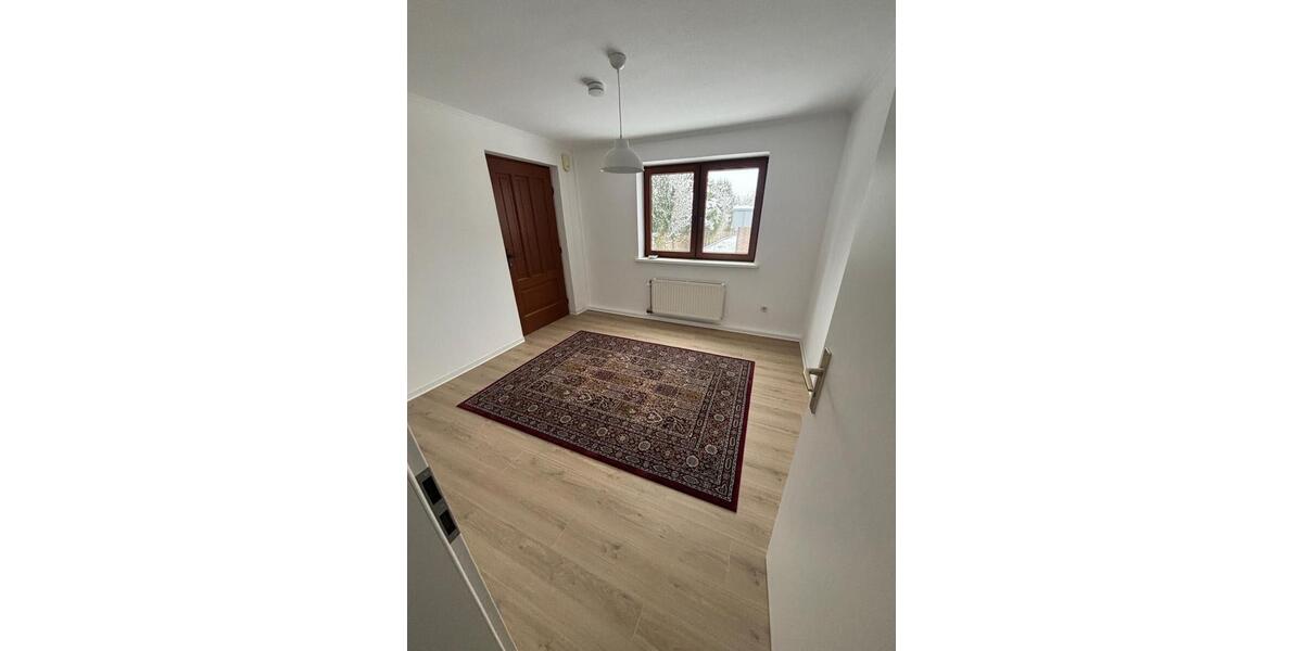 Einfamilienhaus Tastrup - 5 Zimmer, 140 m&sup2;, 1.500&euro; | Angebot:25360665
