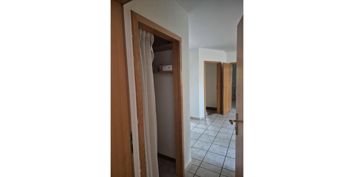 Etagenwohnung Rendsburg - 3 Zimmer, 95 m&sup2;, 800&euro; | Angebot:26475584