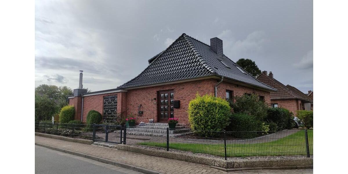 Einfamilienhaus Büdelsdorf - 4 Zimmer, 120 m&sup2;, 329.000&euro; | Angebot:22582743