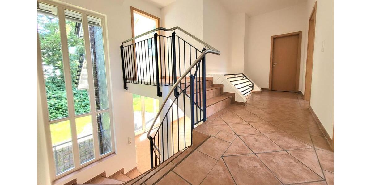 Einfamilienhaus Neuberend - 11 Zimmer, 263 m&sup2;, 750.000&euro; | Angebot:24739604