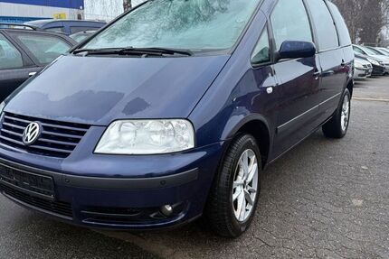 VW Sharan 184.000 km 3.980 &euro; Rendsburg 24768