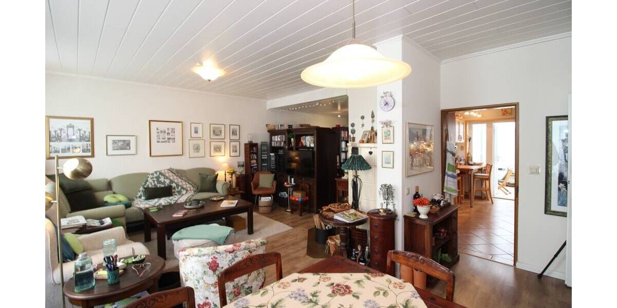 Einfamilienhaus Schleswig - 5 Zimmer, 140 m&sup2;, 275.000&euro; | Angebot:25671434