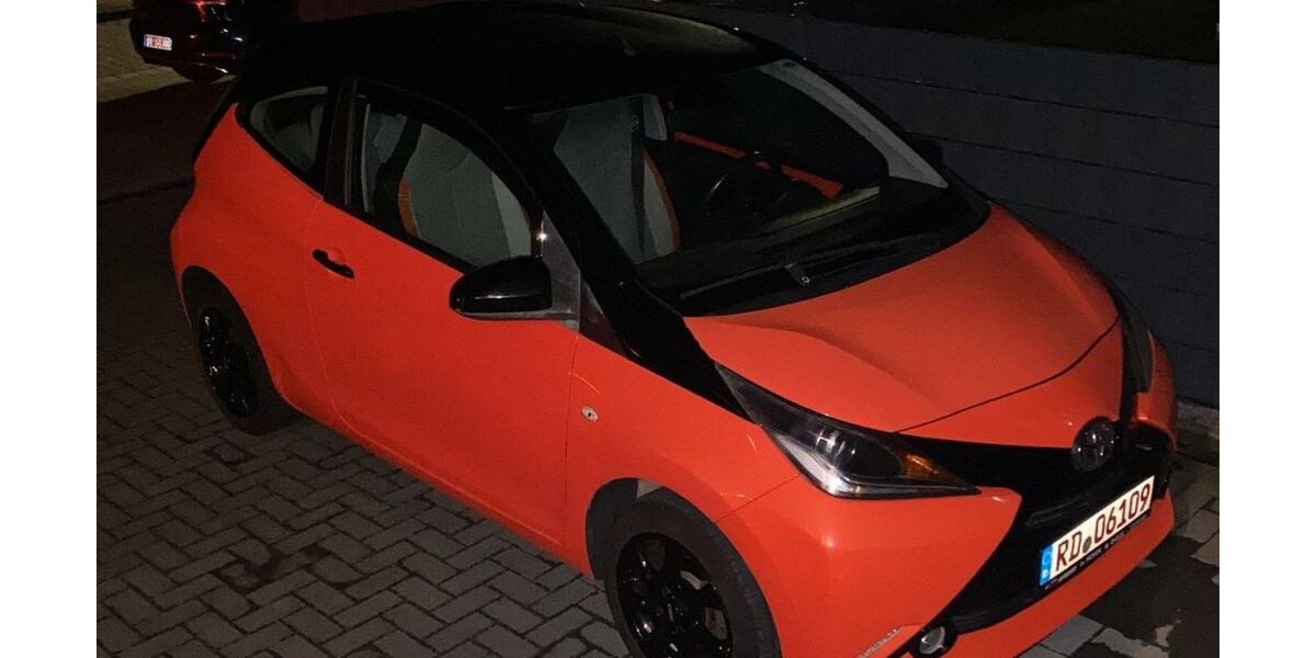 Toyota Aygo (X) 105.532 km 5.900 &euro; Hohn 24806