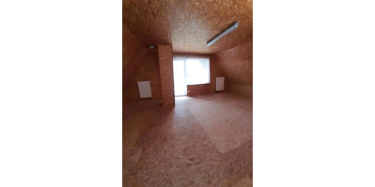 Einfamilienhaus Büdelsdorf - 4 Zimmer, 110 m&sup2;, 970&euro; | Angebot:26554345