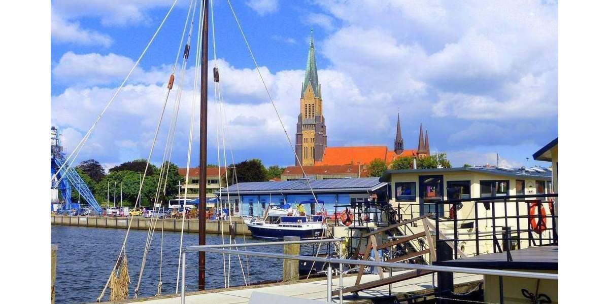 Etagenwohnung Schleswig Altstadt - 3 Zimmer, 87 m&sup2;, 1.300&euro; | Angebot:25986375