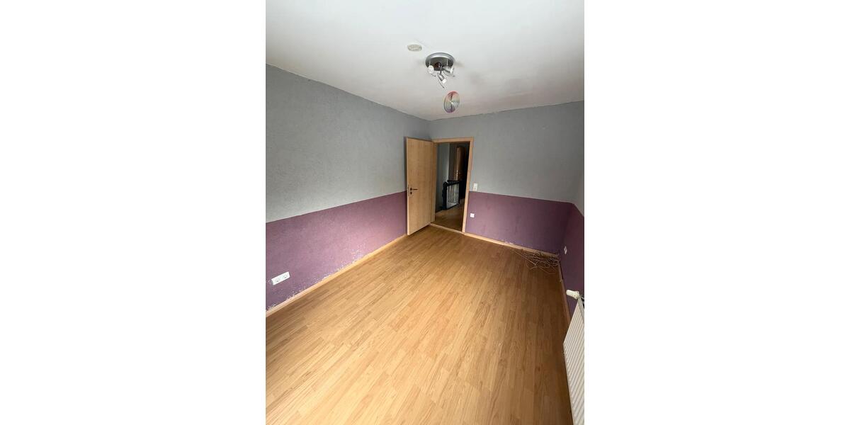 Einfamilienhaus Schleswig - 7 Zimmer, 120 m&sup2;, 1.800&euro; | Angebot:26004435