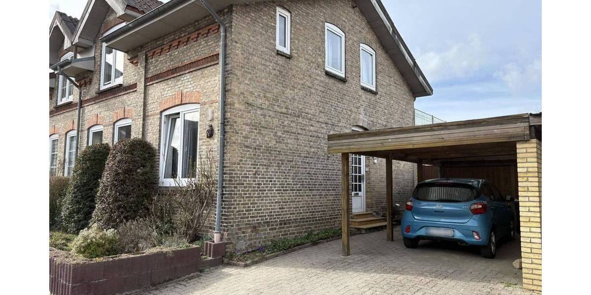 Doppelhaushälfte Schleswig - 4 Zimmer, 117 m&sup2;, 169.000&euro; | Angebot:26659061