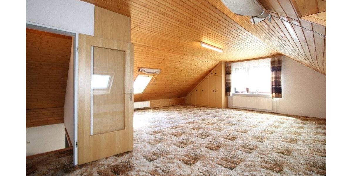 Einfamilienhaus Erfde - 5 Zimmer, 143 m&sup2;, 240.000&euro; | Angebot:25770946