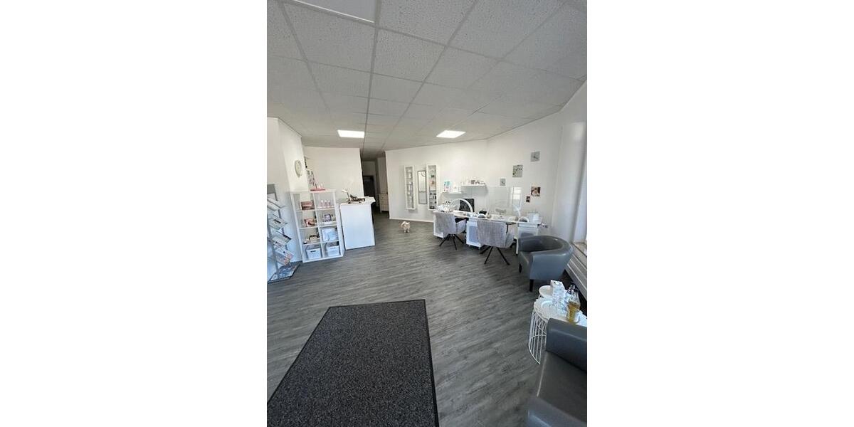 Gewerbeobjekt Büdelsdorf - 600&euro; | Angebot:26286280