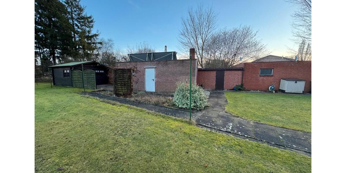 Einfamilienhaus Alt Duvenstedt - 11 Zimmer, 260 m&sup2;, 330.000&euro; | Angebot:26495205