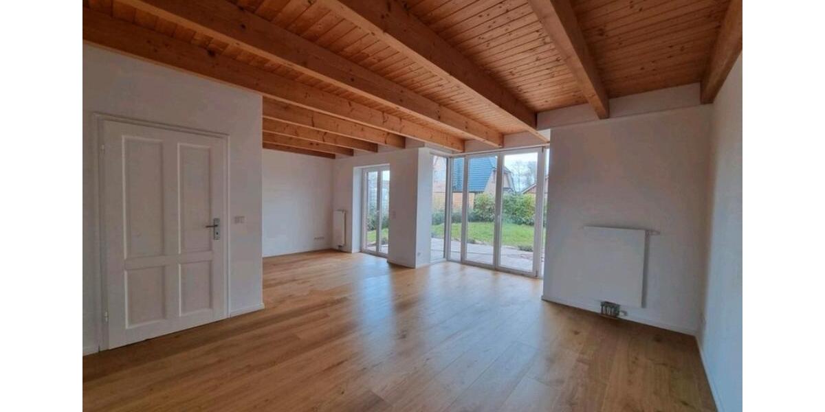 Doppelhaushälfte Süderbrarup - 4 Zimmer, 98 m&sup2;, 1.302&euro; | Angebot:24469017