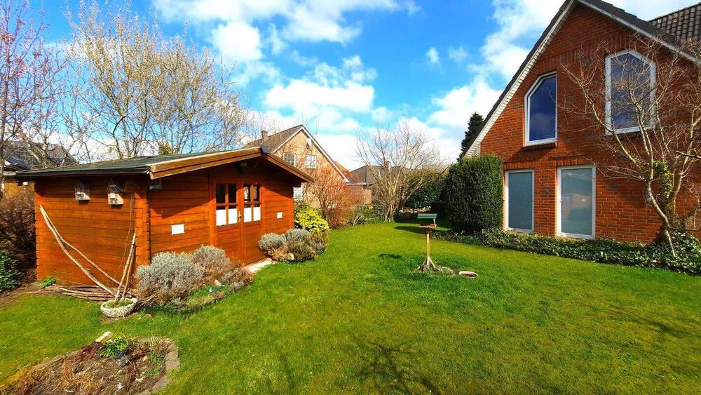 Mehrfamilienhaus, Wohnhaus Kropp - 6 Zimmer, 204 m&sup2;, 420.000&euro; | Angebot:26203225