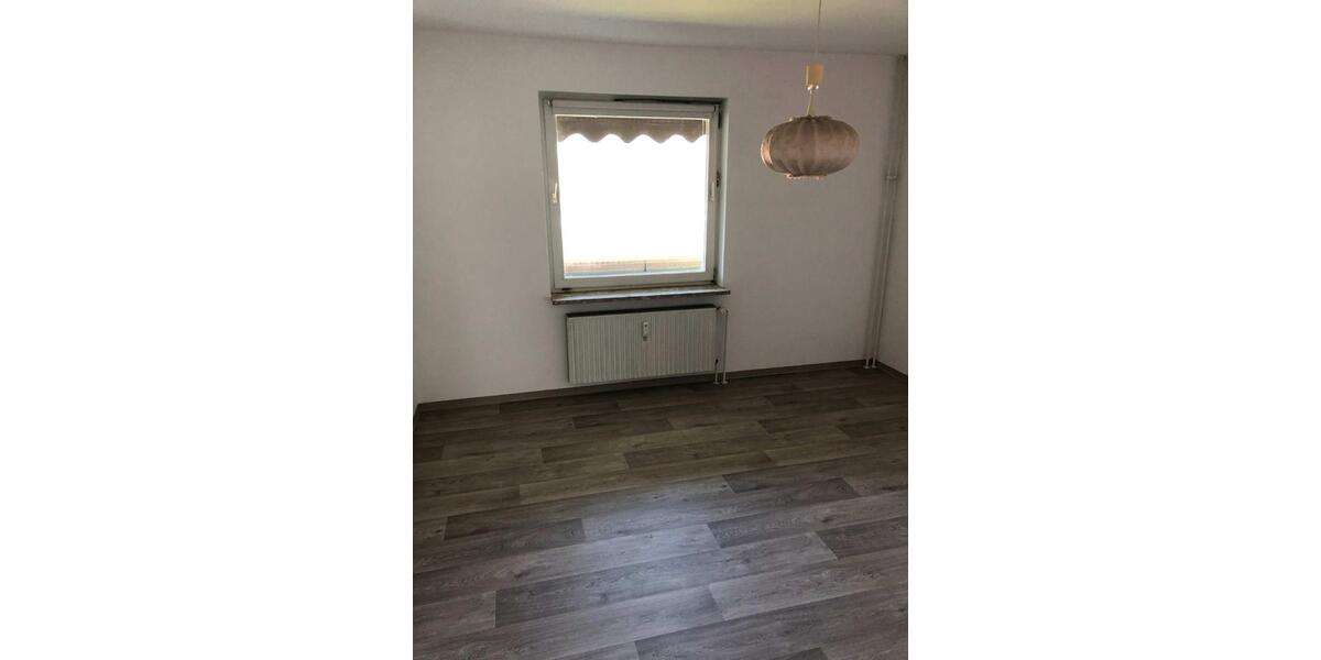 Etagenwohnung Westerrönfeld - 3 Zimmer, 72 m&sup2;, 135.000&euro; | Angebot:25851716