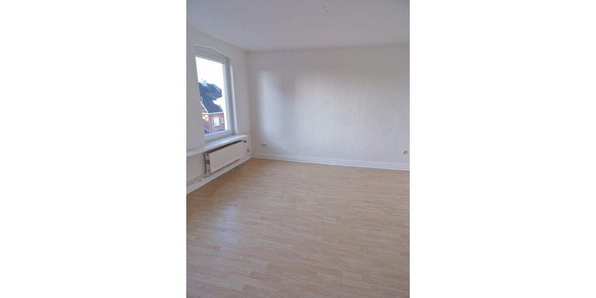 Etagenwohnung Büdelsdorf - 3 Zimmer, 110 m&sup2;, 625&euro; | Angebot:25700043