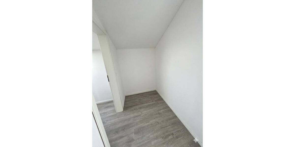 Dachgeschoßwohnung Schleswig - 2 Zimmer, 60 m&sup2;, 930&euro; | Angebot:25825437