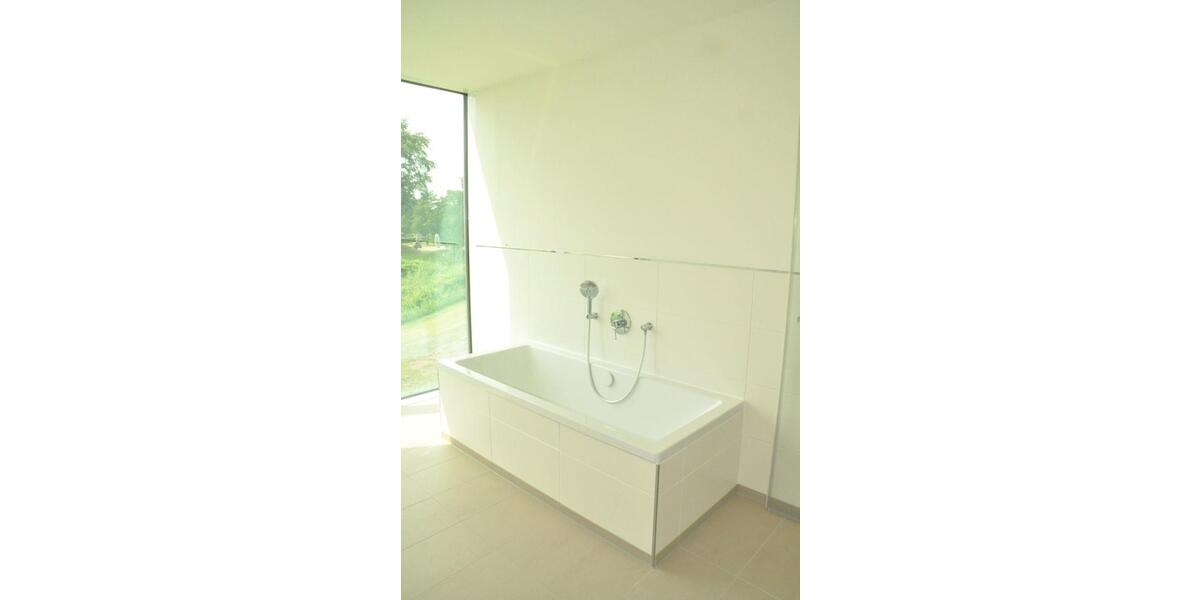 Etagenwohnung Schleswig - 3 Zimmer, 132 m&sup2;, 2.095&euro; | Angebot:25802396