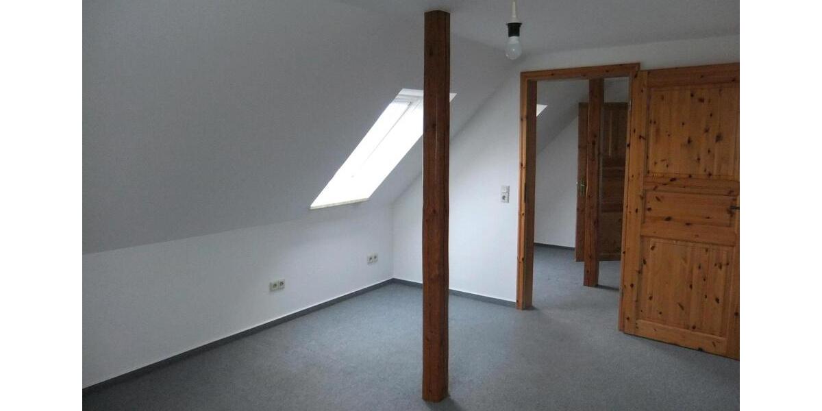 Etagenwohnung Oeversee - 3 Zimmer, 80 m&sup2;, 1.000&euro; | Angebot:25874231
