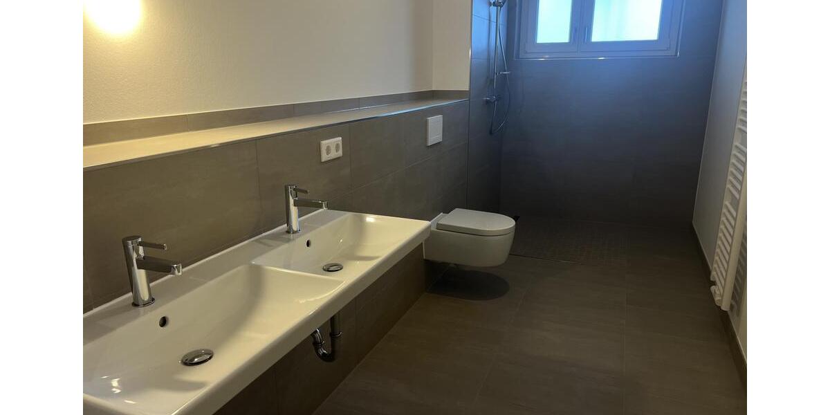 Etagenwohnung Schleswig - 2 Zimmer, 79 m&sup2;, 1.341&euro; | Angebot:25881578