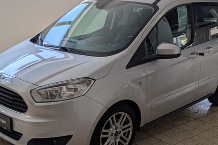 Ford Tourneo Courier 119.000 km 8.790 &euro; Jübek 24855