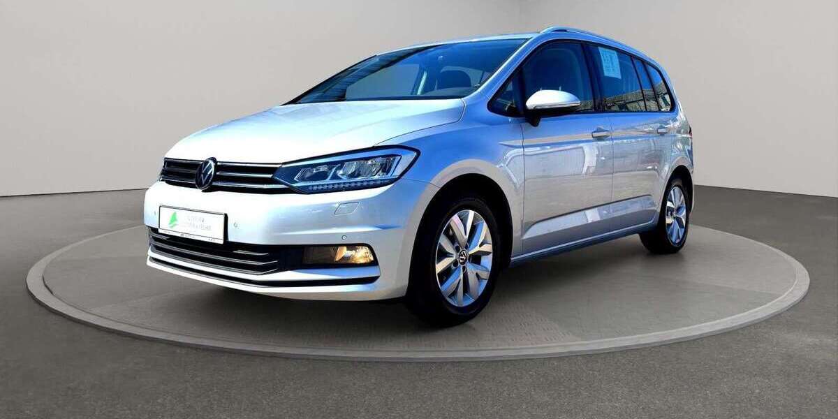 VW Touran 132.569 km 20.880 &euro; Schleswig 24837