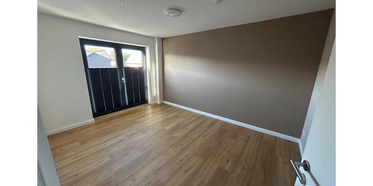 Reihenhaus Schleswig - 4 Zimmer, 128 m&sup2;, 1.280&euro; | Angebot:26674251