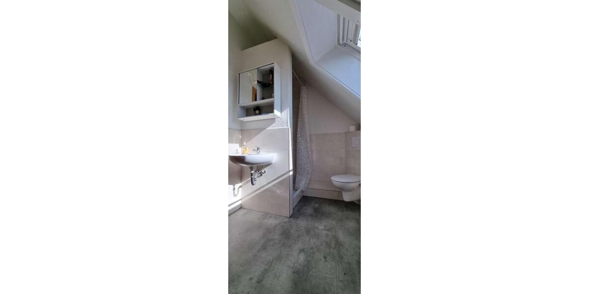 Maisonettenwohnung Westerrönfeld - 6 Zimmer, 149 m&sup2;, 3.200&euro; | Angebot:22072206