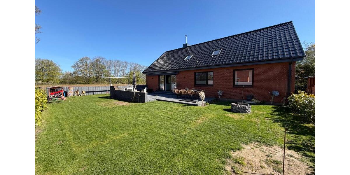 Bungalow Schleswig - 3 Zimmer, 125 m&sup2;, 525.000&euro; | Angebot:26463596