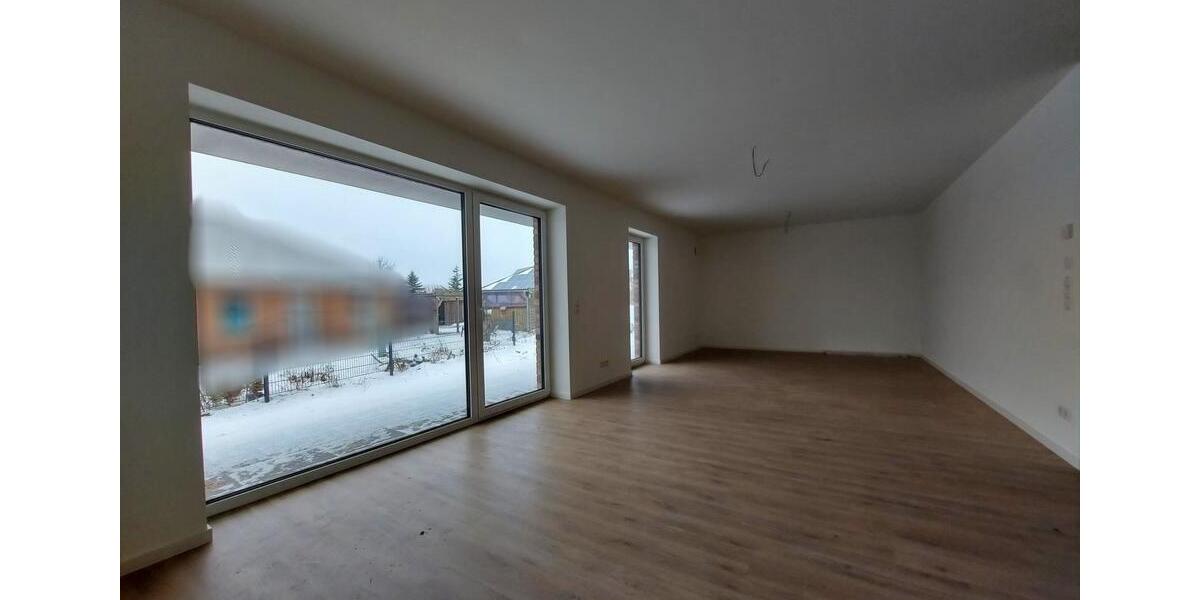Erdgeschoßwohnung Schülp bei Rendsburg - 3 Zimmer, 94 m&sup2;, 1.320&euro; | Angebot:25122823