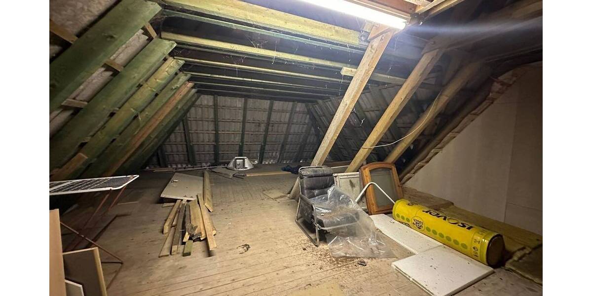 Einfamilienhaus Schwabstedt - 5 Zimmer, 160 m&sup2;, 195.000&euro; | Angebot:25780896