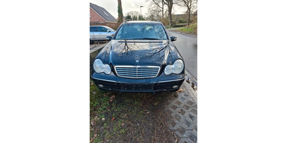 Mercedes-Benz C 200 298.000 km 900 &euro; Hollingstedt 24876