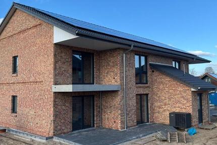 Wohnung Hohn - 3 Zimmer, 82 m&sup2;, 902&euro; | Angebot:26020003