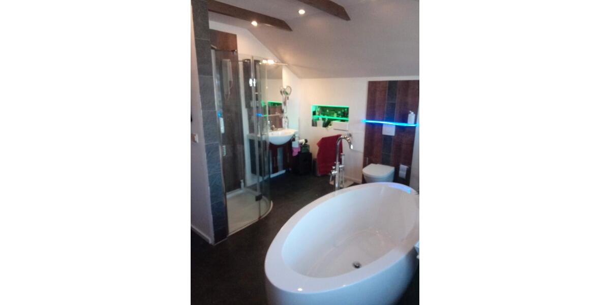 Einfamilienhaus Großsolt - 9 Zimmer, 215 m&sup2;, 375.000&euro; | Angebot:26047444