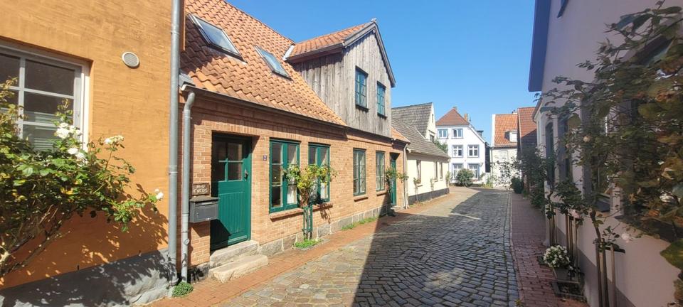 Einfamilienhaus Schleswig - 5 Zimmer, 140 m&sup2;, 269.000&euro; | Angebot:25843370