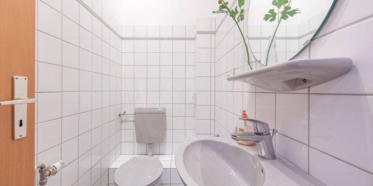Gewerbeobjekt Büdelsdorf - 6 Zimmer, 270 m&sup2;, 1.620&euro; | Angebot:26617737
