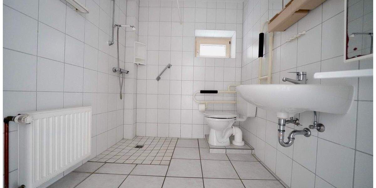 Mehrfamilienhaus, Wohnhaus Großwaabs Großwaabs - 8 Zimmer, 235 m&sup2;, 469.000&euro; | Angebot:25700558